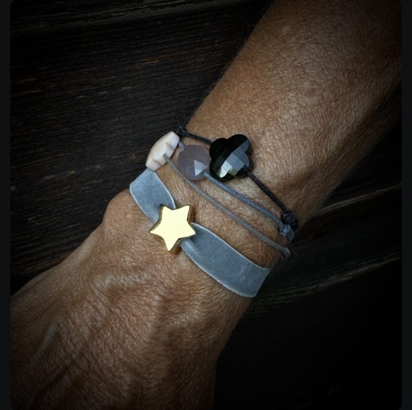 Bracelet velours étoile gris – Image 3