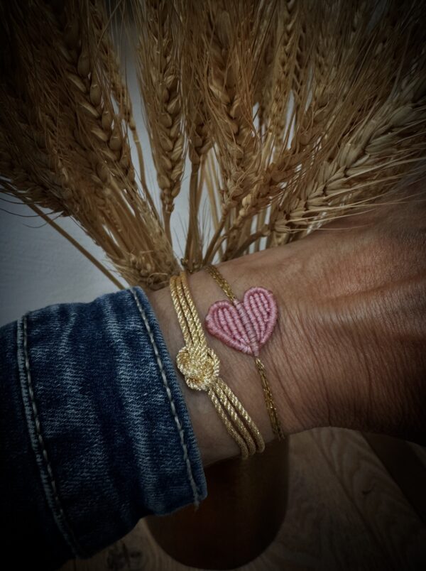 Bracelet coeur en macramé - rose – Image 2