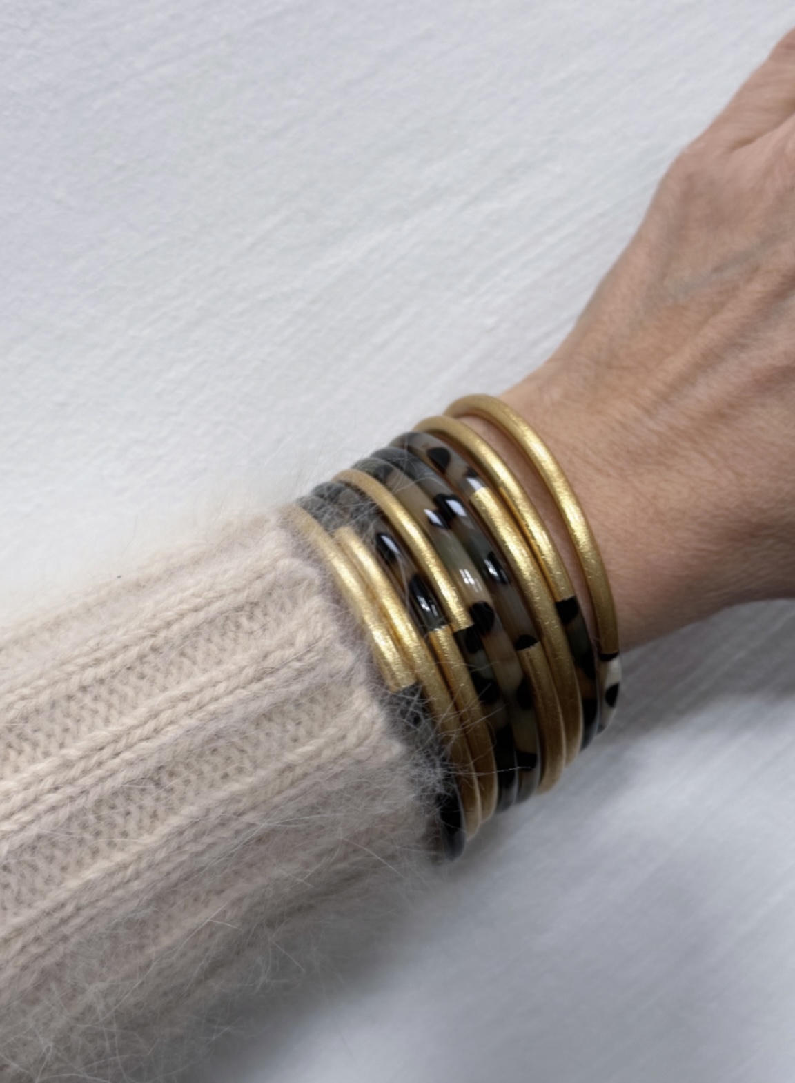 Jonc en corne de buffle naturelle - doré et léopard – Image 5